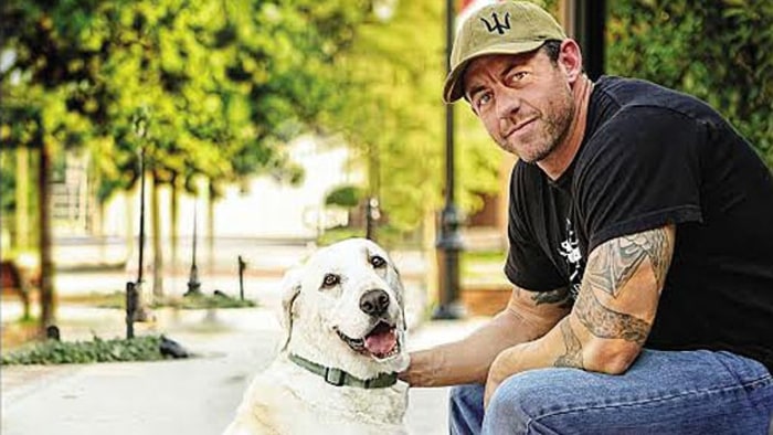 mike-ritland-team-dog mike ritland with dog